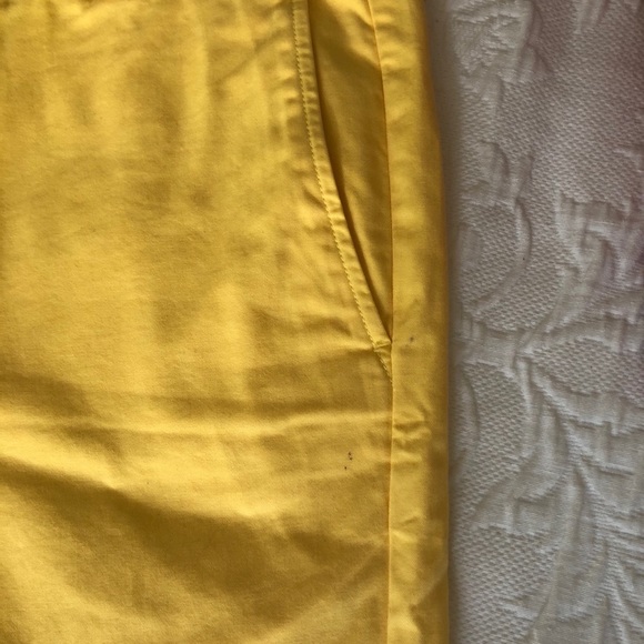 Yellow Brooks Brothers Bermuda Shorts W32 - Picture 4 of 4